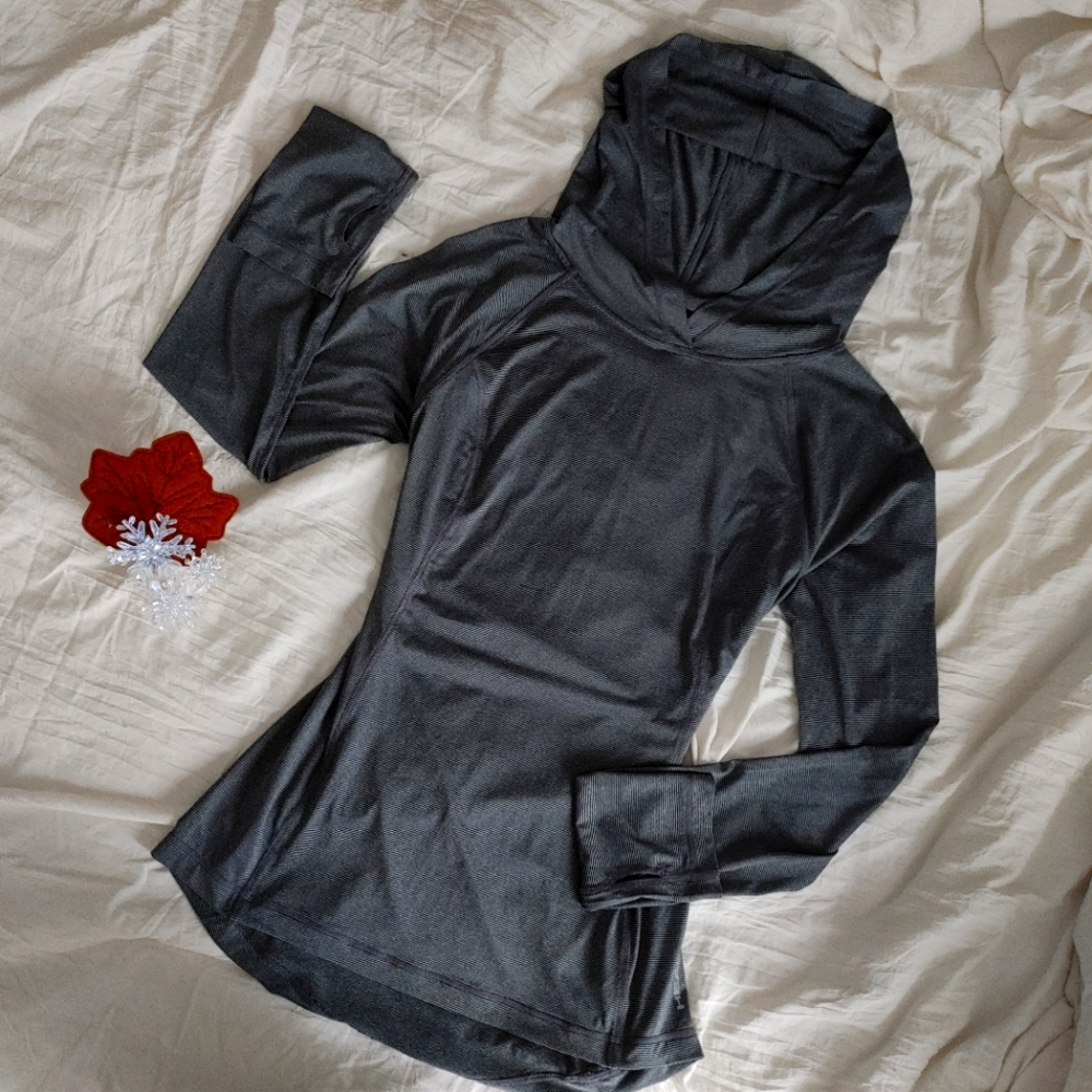 Thumbhole Pullover | Head | Grey